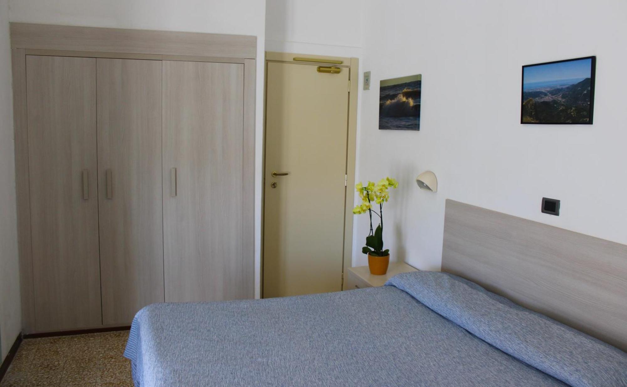 Hotel Puccinelli Camaiore Bagian luar foto