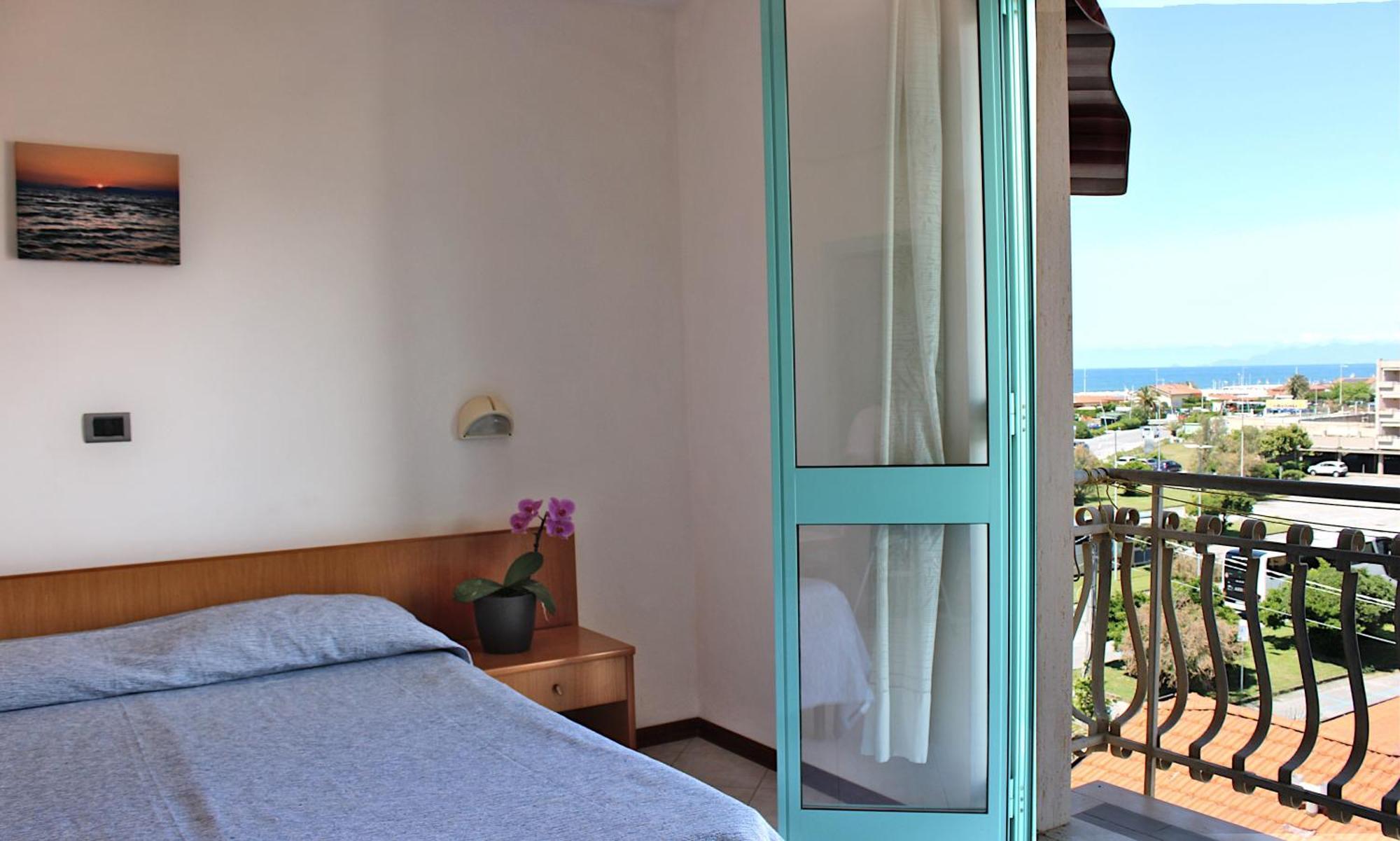 Hotel Puccinelli Camaiore Bagian luar foto